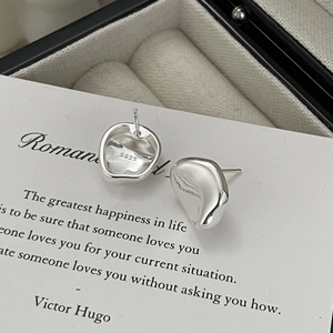Minimalist S925 sterling silver irregular liquid metal earrings with polished mirror finish
