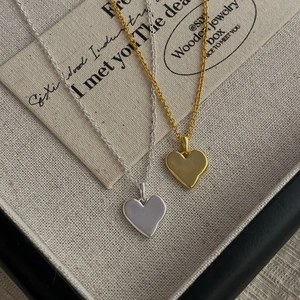 Minimalist S925 sterling silver heart necklaces in gold and silver finish