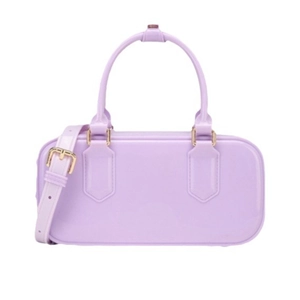 Borsa a mano in PVC lavanda con manici rotondi e tracolla regolabile da donna