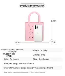 Detaillierte Größenangaben der rosa PVC-Handtasche mit stilvollem Lochmuster