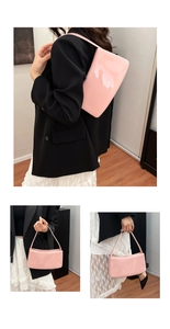 Tres vistas de un bolso baguette de charol rosa mostrado por una modelo elegante
