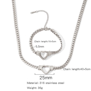 Detaillierte Größenmessung des silbernen Edelstahl-Herz-Halsketten- und Armbandsets