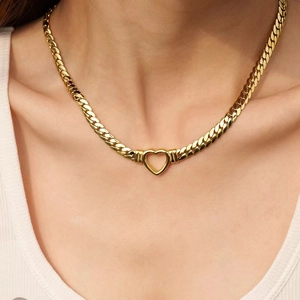 Goldene Herzkette mit grober Gliederkette für Damen, modischer Halsschmuck-Set