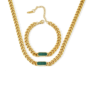 Set di catene cubane in acciaio dorato con ciondoli rettangolari in malachite verde