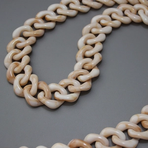 Beige marble pattern resin chain strap for handbags with thick acrylic links