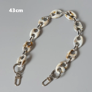 Detail of 43cm marble acrylic link chain with silver metal spring clasps for handbags