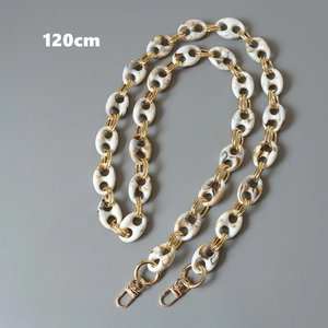 Detail of 120cm marble resin and gold metal chain strap for bags with lobster clasps