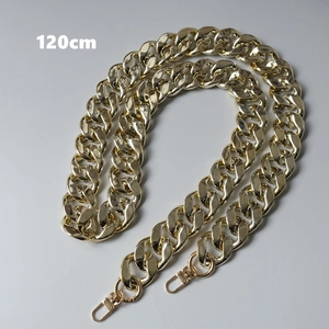 Detailed view of 120cm gold metal chunky chain strap with lobster clasps for bags