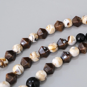 Vintage brown resin bag chain with acrylic marble beads for elegant handbags