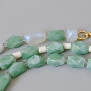 Handmade beaded bag chain in mint green and ivory with a premium gold lobster clasp