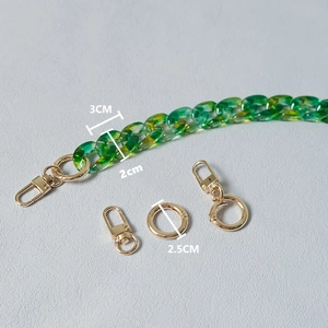 Retro acrylic fishbone chain with green marble texture and gold metal rings for handbags