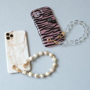 Fashionable acrylic beaded phone lanyard with marble and purple wavy patterned cases