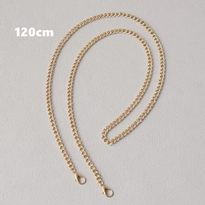 Detail of 120cm gold metal thick chain strap with lobster clasps for shoulder bags