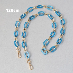 Detail of 120cm marble blue acrylic links with gold metal rings for handbag strap