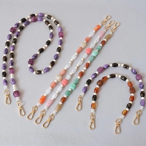Chaîne de Téléphone à Perles en Acrylique à la Mode Bandoulière en Résine Texture Marbre Ceinture de Sac Polyvalente Lanyard Avec Fermoir en Métal Pour Femmes