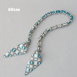 Bandoulière de 60cm en foulard de soie entrelacé de chaîne argentée pour sacs