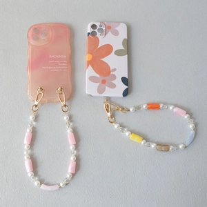 Acrylic bead chain strap for mobile phone cases with colorful pearls and wave edges