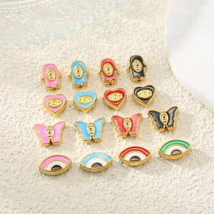 Emaillierte Edelstahl-Böse-Augen-Perlen in Herz-, Schmetterlings- und Hamsa-Form für Schmuck