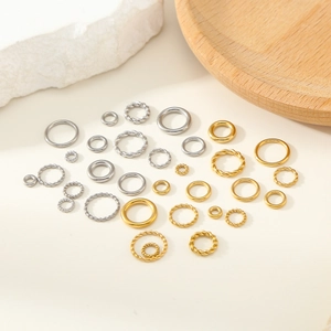 Anneaux de Jonction en Acier Inoxydable Torsadés Connecteur Rond Fermé Cercles Géométriques pour Accessoires Bijoux DIY