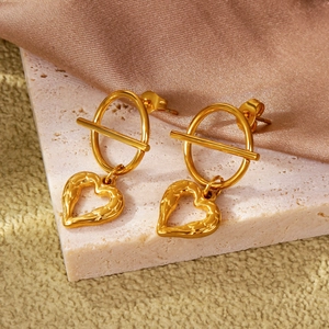 French style gold heart earrings with hammered texture finish and pig nose link design
