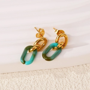 Boucles d'oreilles en acier doré 18 carats avec maillons géométriques en résine verte