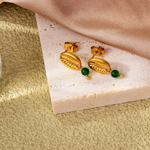 18k gold plated stainless steel conch stud earrings with green resin beads and sea shells