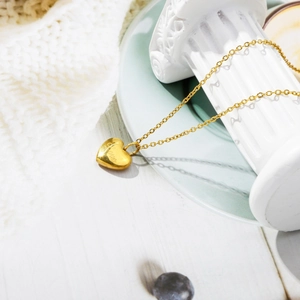 Minimalist 18K gold plated stainless steel heart necklace with Love engraving and O-chain