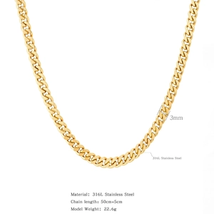 Dettaglio della catena Cuban in acciaio inossidabile 316L oro 3mm con lunghezza 50cm