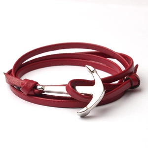 Bracelet multicouche en cuir rouge avec un fermoir ancre en argent poli pour hommes et femmes