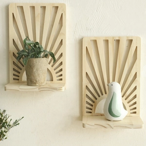 Wall-mounted fan-shaped wooden plant shelves with minimalist sunrise hollow design for home decor