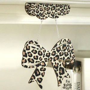 Minimalist wooden leopard print bow pendant hanging decoration for home bedroom