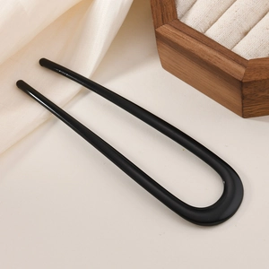 Épingle à cheveux minimaliste en alliage noir mat en forme de U pour chignon élégant