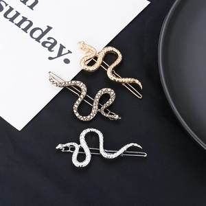 Snake Shaped Alloy Hair Clip For Women Punk Style Metallic Snake Hairpin Gold Silver Antique Gold Scales Texture Side Clip