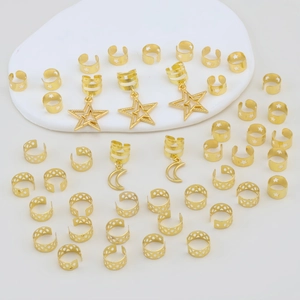 Set di 45 gioielli per capelli dorati con ciondoli a stella e luna per treccine e dread