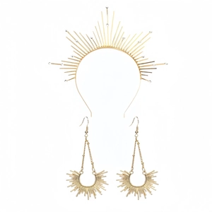Bandeau couronne de soleil doré avec boucles d'oreilles en éventail assorties ensemble bijoux