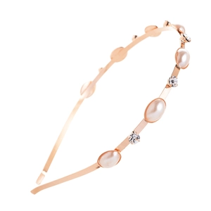 Eleganter roségoldener Haarreif mit weißen Perlen und funkelnden Kristallen für Damen