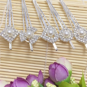 Élégant ensemble de 5 barrettes à cheveux argentées avec strass et perles, formes variées