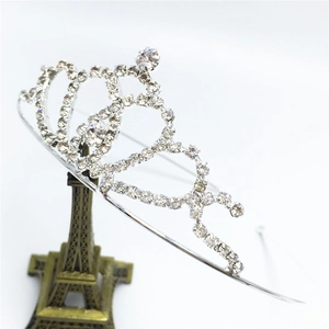 Dolce Tiara a Corona di Strass per Ragazze Cerchietto da Principessa a Forma di Cuore per Matrimonio Festa Fotografia Accessori per Capelli