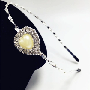 Eleganter Herz Künstliche Perlenimitat Haarreif Für Damen Gedrehte Silber Zinklegierung Haarreif Mit Strass Für Hochzeit Party Schmuck