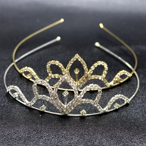 Funkelnde Legierung Strass Krone Stirnband Herz Muster Prinzessin Tiara Für Mädchen Kinder Hochzeit Geburtstag Party Zubehör