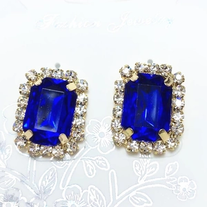 Elegant Acrylic Rhinestone Rectangle Stud Earrings Gold Plated Geometric Flower Cluster Earrings For Women Daily Jewelry