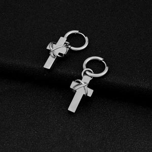 Unisex Edelstahl Kreuz Ohrringe Punk Gothic Stil Draht Umwickelt Kreuz Anhänger Ohrringe Vintage Streetwear Schmuck