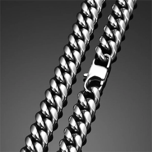 Collana a catena cubana lucida in argento per uomo e donna con chiusura quadrata sicura