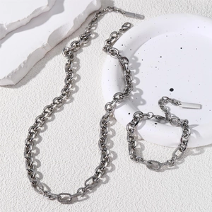 Geometric Splicing Titanium Steel Necklace With Copper Rhinestone Inlaid Pave Chain Unisex Minimalist Fashion Jewelry Neck Ornament