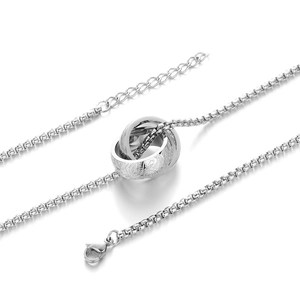 Men Pendant Necklace Titanium Steel Paisley Carved Interlocking Double Ring Vintage Punk Streetwear Hip Hop Jewelry