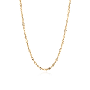 Détail du collier double épaisseur en acier titane doré avec chaîne torsadée ondulée