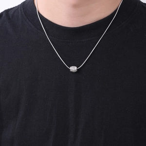 Pendentif Mantra à six syllabes rétro sur chaîne serpent argentée pour homme mode
