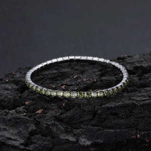 Bracciale tennis con zirconi verde oliva in tonalità argento stile hip hop
