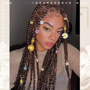 Détails des breloques bohèmes fleurs et papillons pour accessoires de tresses de cheveux
