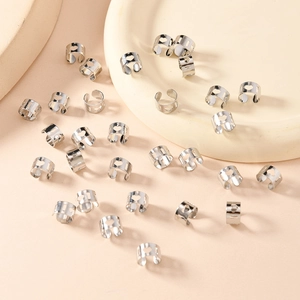 Anelli per capelli in argento con cuore cavo per treccine e stile street minimale